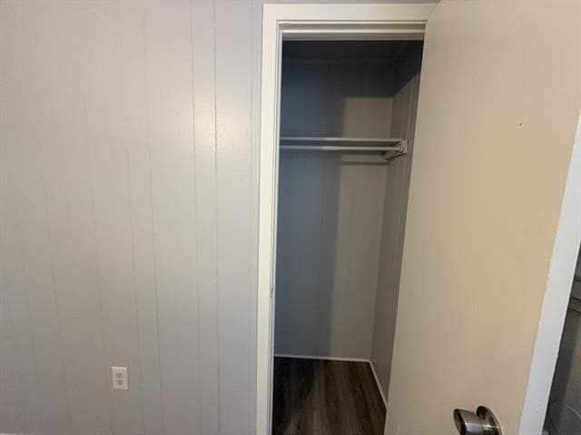 Building Photo - 1611 Voirin Rd