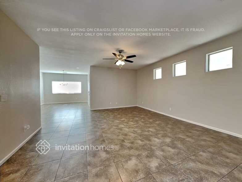 Building Photo - 1840 W Pollack St