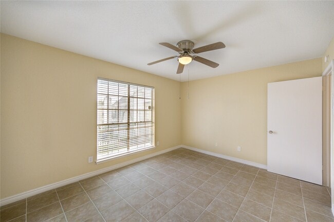 Building Photo - 6606 De Moss Dr