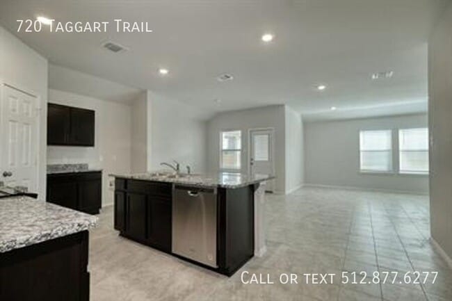 Building Photo - 720 Taggart Trail