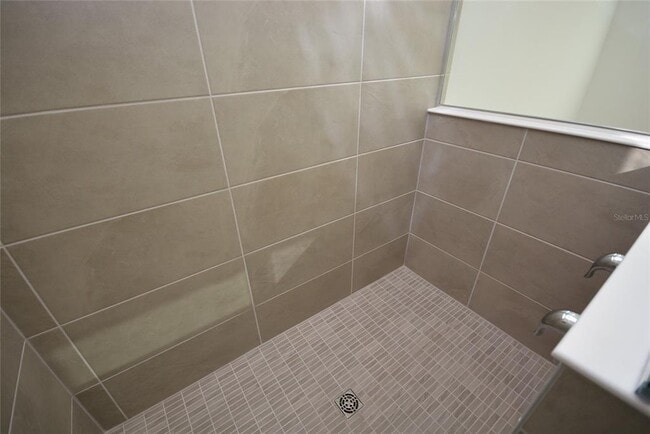 Building Photo - 5144 Firebush Dr