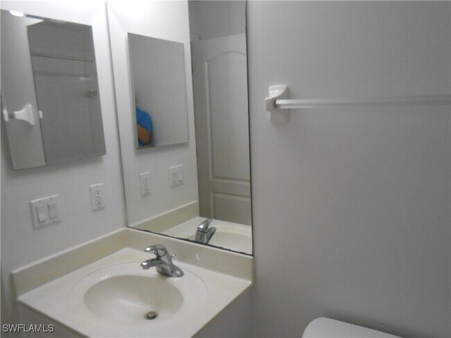 Building Photo - 9409 Ivy Brook Run