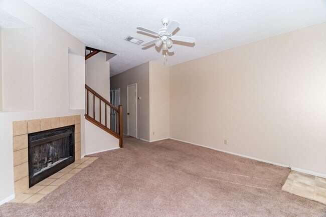 Building Photo - 12205 Magnolia Blossom St