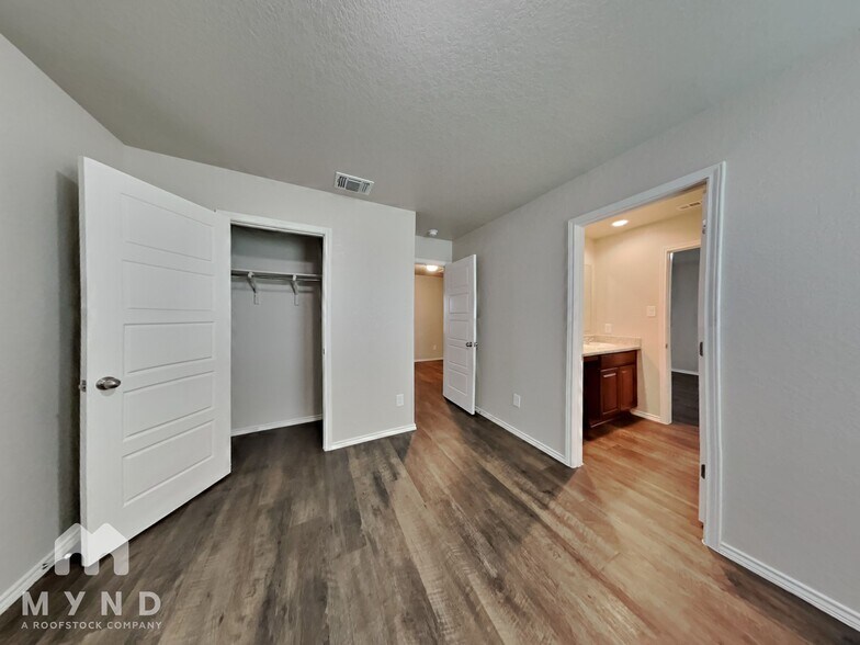 Building Photo - 12924 Cicely Ct