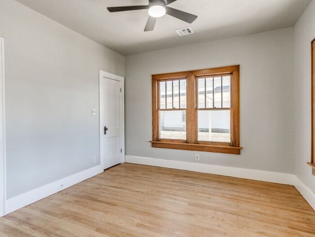 Building Photo - Renovated 3-bedroom, 2-bath home located in the heart of Edmond!