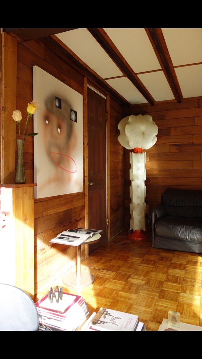 Building Photo - 2252 Laurel Canyon Blvd