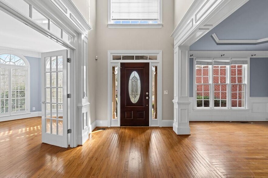 Building Photo - 1037 Windermere Crossing