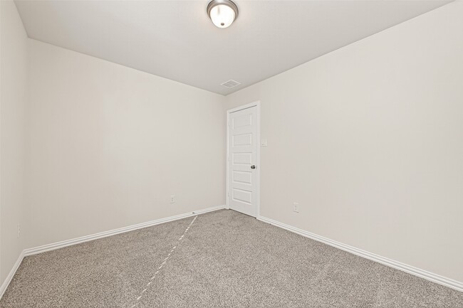 Building Photo - 27922 Western Crk Ct