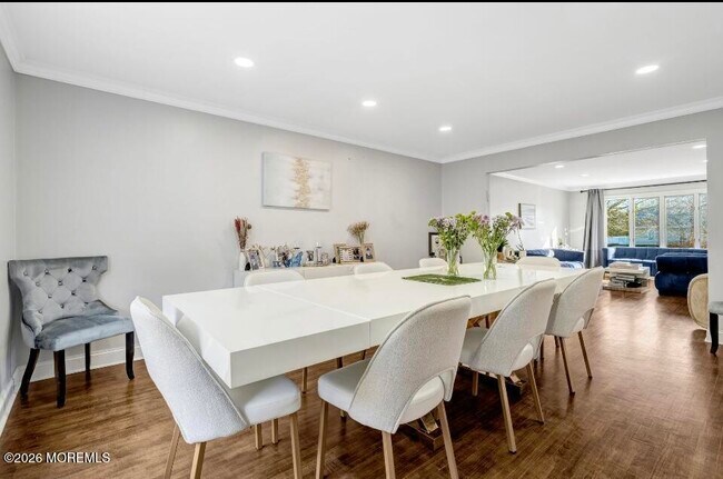 Building Photo - 28 Musket Ln