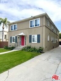 Building Photo - 11928 Magnolia Blvd