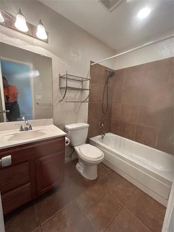 Building Photo - 423 Marsha St