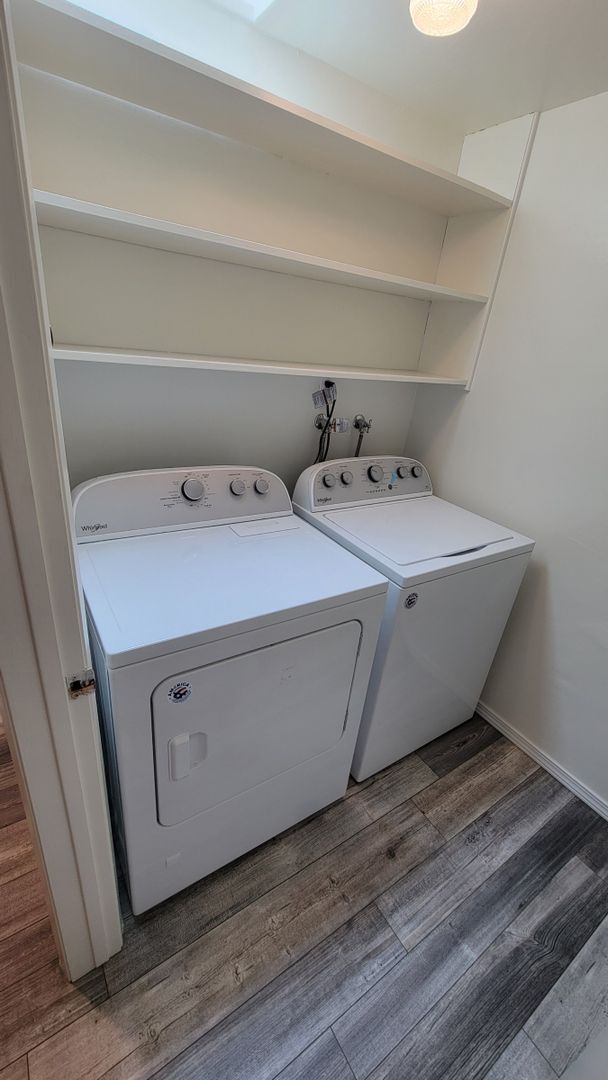 Building Photo - Beautifully renovated 4bd/2ba home in Bay Ho!