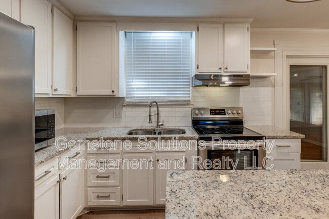 Building Photo - 4860 Cimarron Way