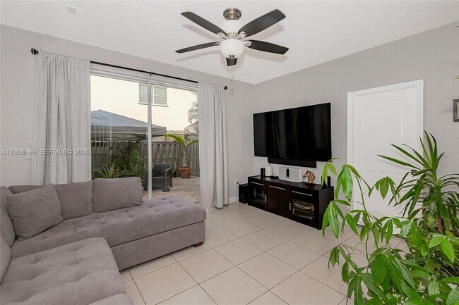 Building Photo - 3816 SW 169th Terrace