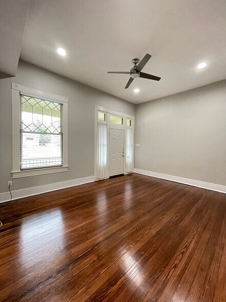Building Photo - 352 Claremont Ave