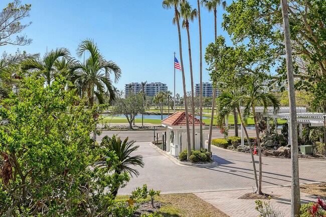 Building Photo - 350 Gulf of Mexico Dr