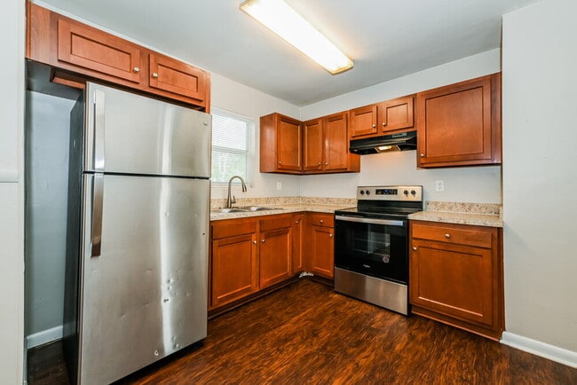 Building Photo - 3041 Detroit Cir N