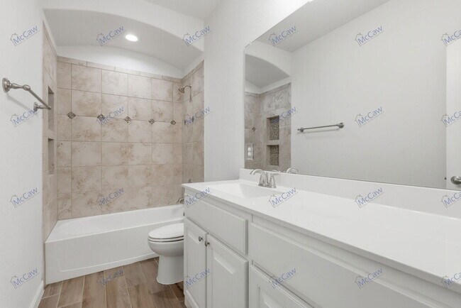 Building Photo - 1100 Scotney Ln