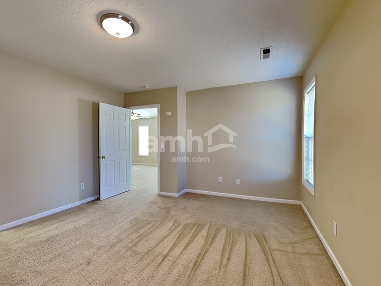 Building Photo - 156 Tudor Downs Rd