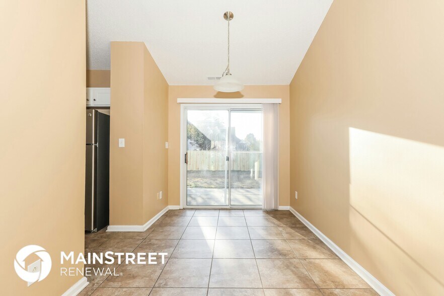 Building Photo - 4105 Runaway Cir