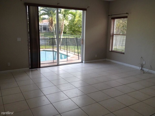 Building Photo - 4 br, 4 bath House - 4792 NW 120th Dr