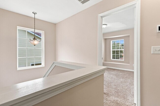 Building Photo - 3742 Marshlane Way