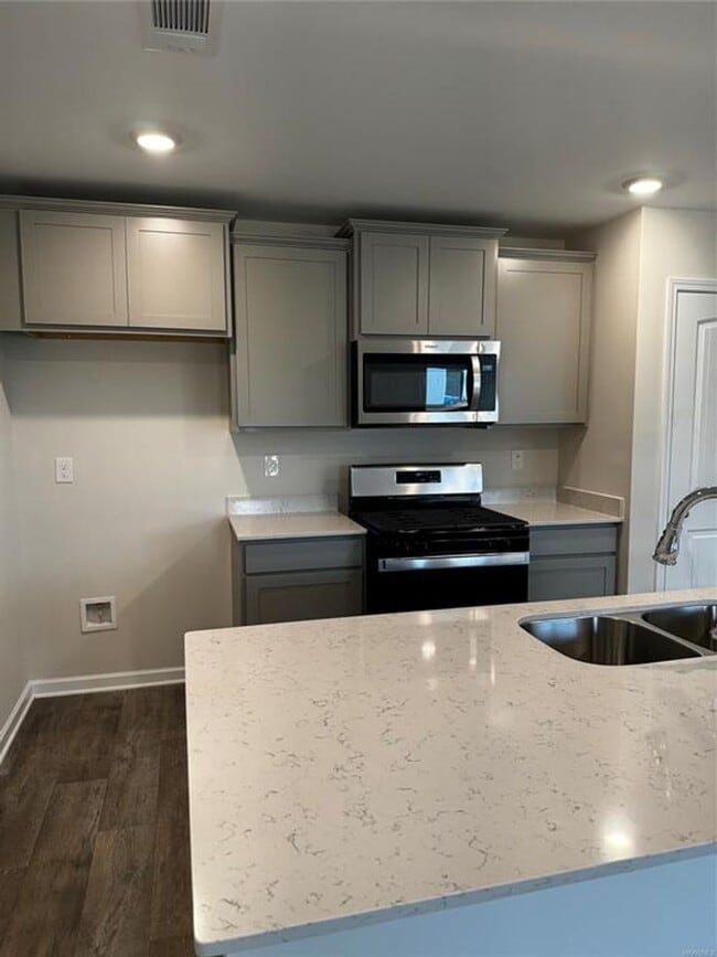 Building Photo - 7708 Shaddix St