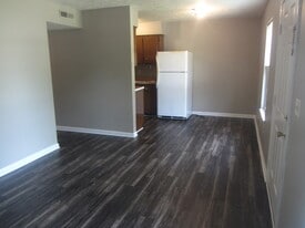 Building Photo - 146 Indiana Ave