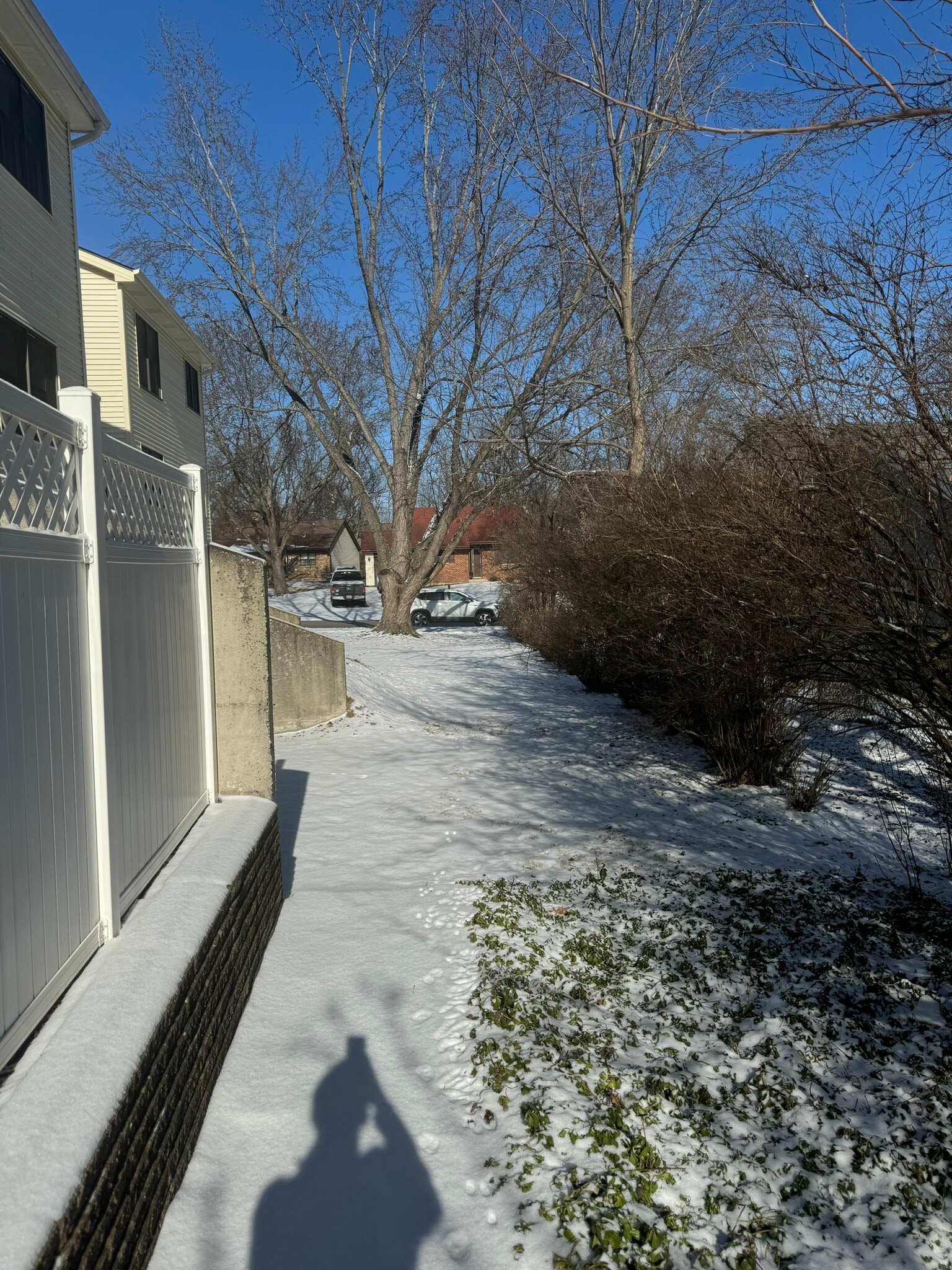 Building Photo - 7S485 Lynn Dr