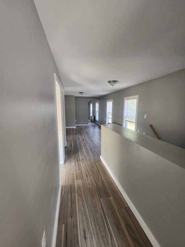 Building Photo - 70 Church St