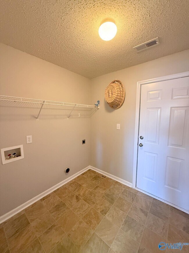 Building Photo - 117 Haven Ridge Rd