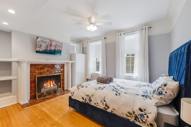 Building Photo - 64 Montebello Rd