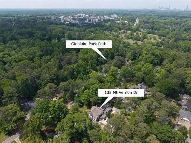 Building Photo - 132 Mt Vernon Dr