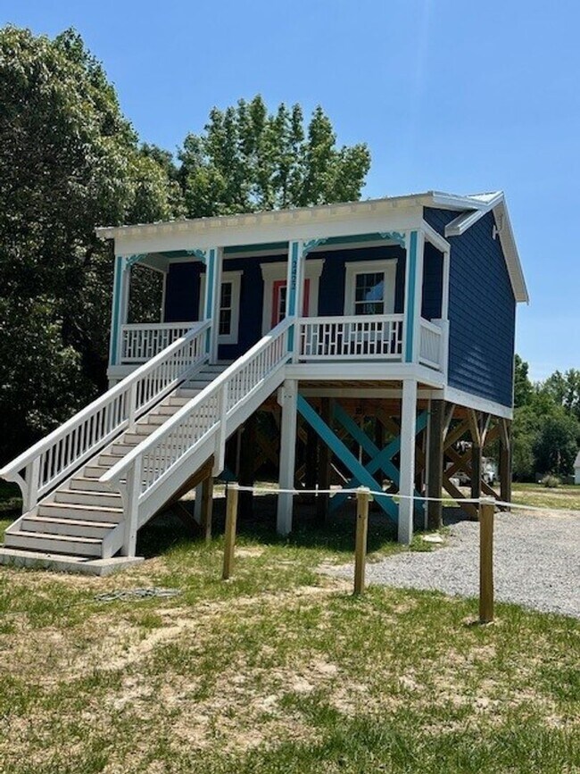 Building Photo - 2422 NC-210