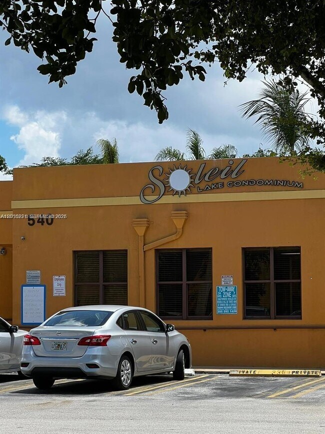 Building Photo - 556 NW 114th Ave