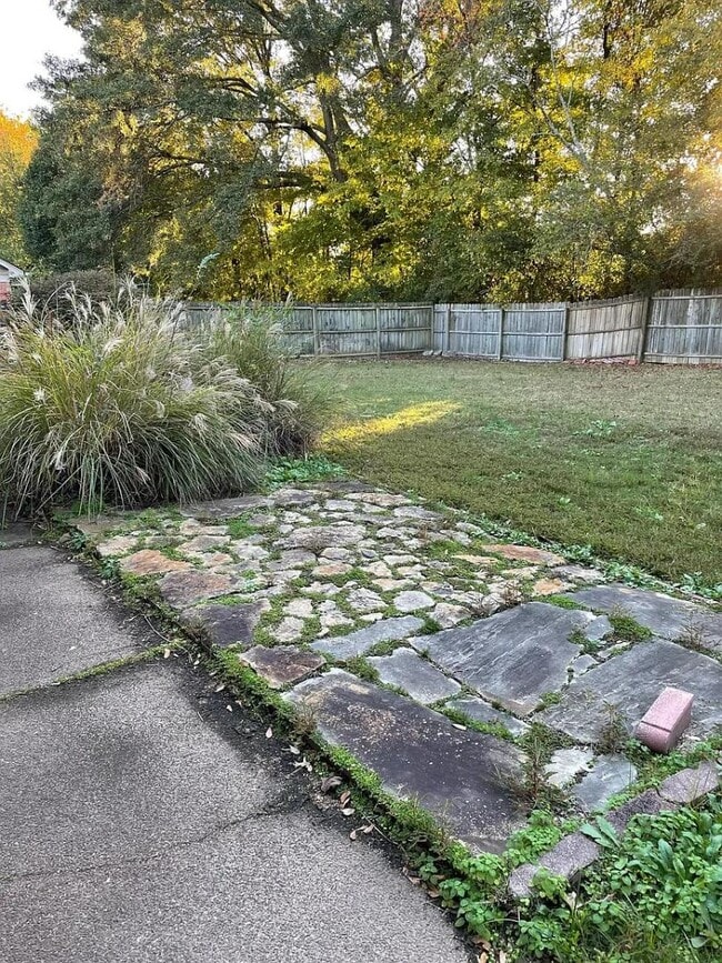 Building Photo - 1335 Milestone Cir