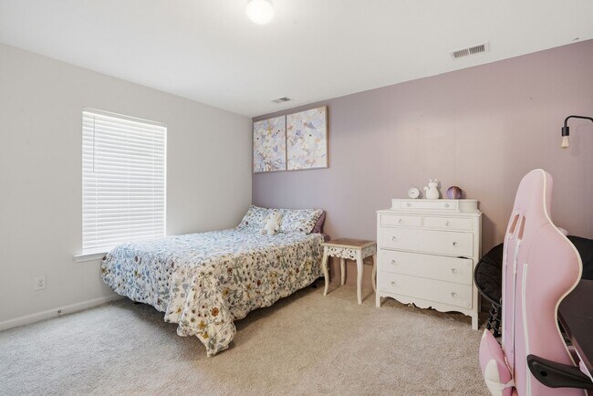 Building Photo - Magnolia Hill Home For Lease in Richmond Hill