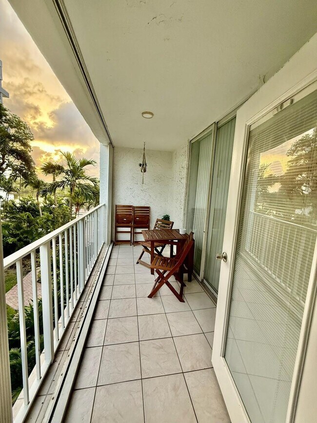 Building Photo - 1160 N Federal Hwy