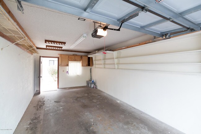 Building Photo - 205 S Banana River Blvd