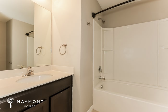 Building Photo - 1113 Brenton Leaf Dr