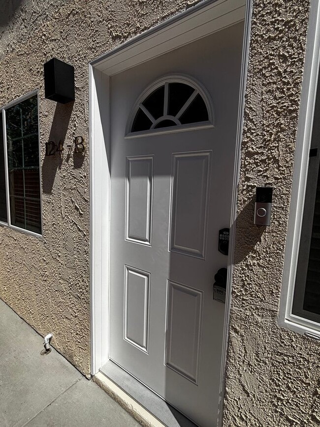 Building Photo - Brand-New Luxury 1 Bedroom, 1 Bathroom ADU for Rent – Alhambra