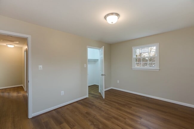 Building Photo - 9202 Douglas St