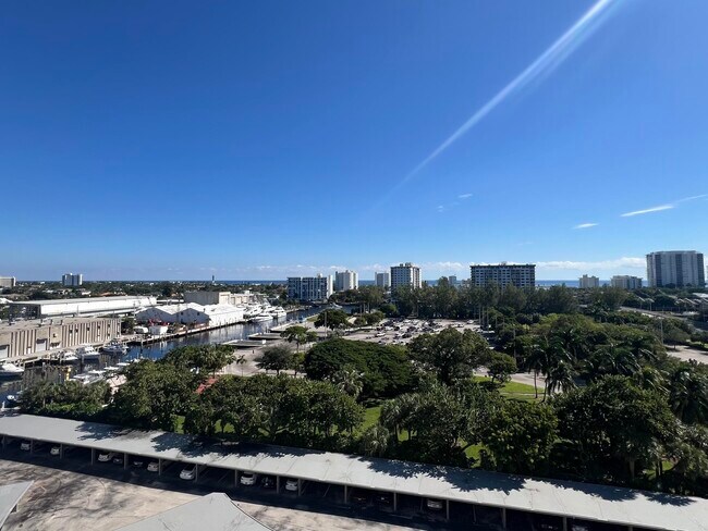 Building Photo - 2731 NE 14th Street Causeway