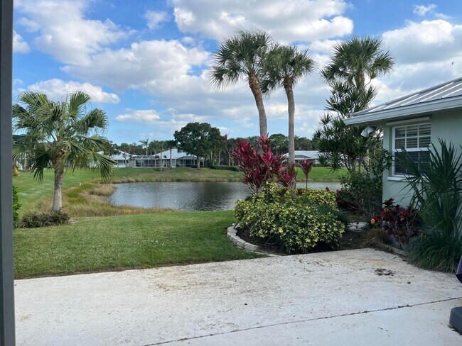 Building Photo - 1624 SW Waterfall Blvd