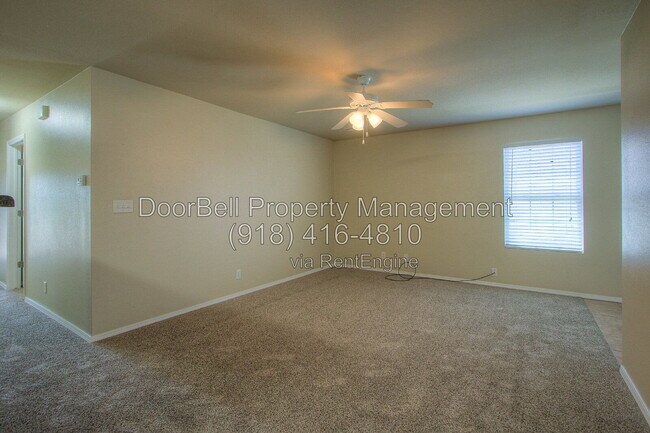 Building Photo - 5807 N 34th St