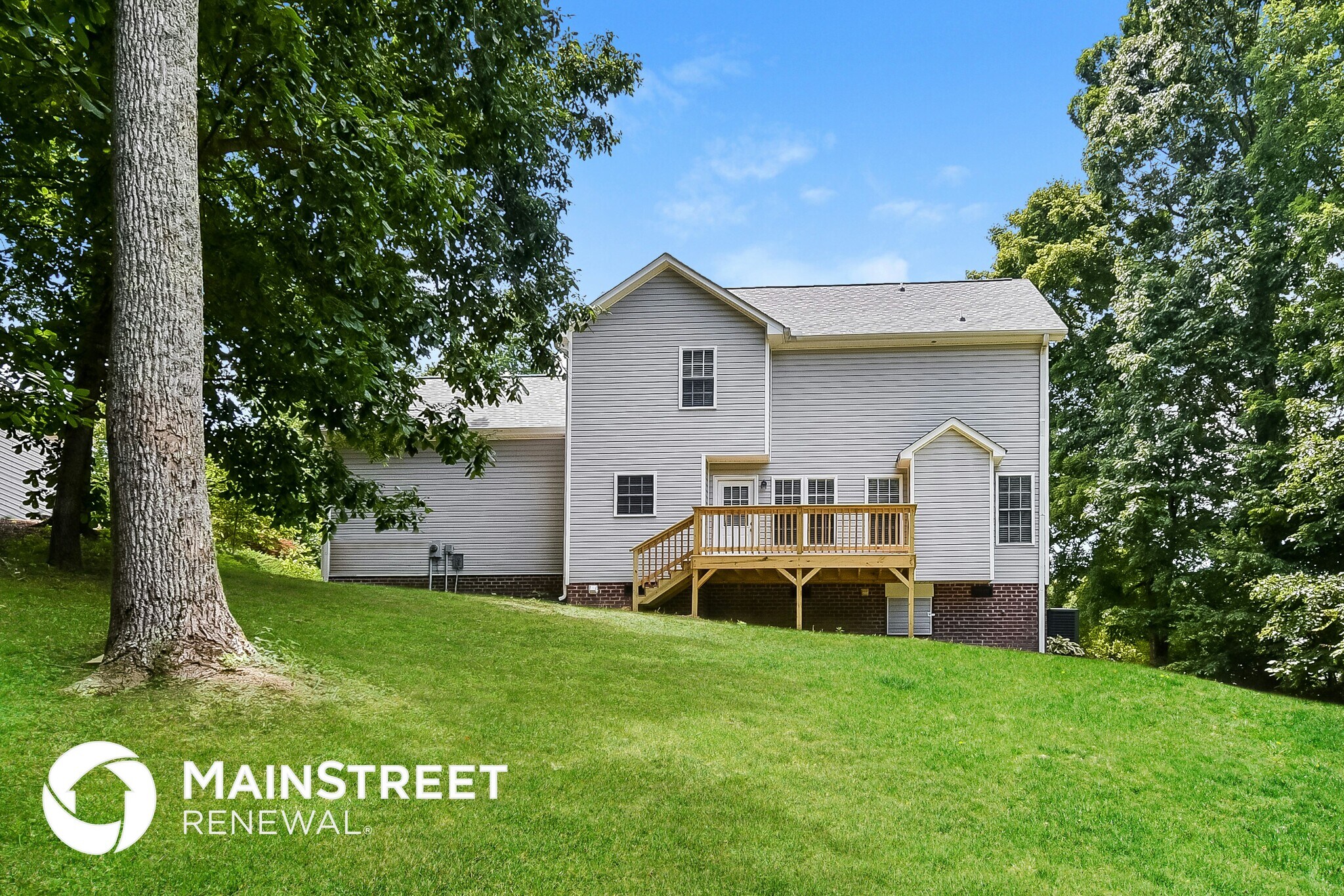 Building Photo - 2204 Lancey Dr