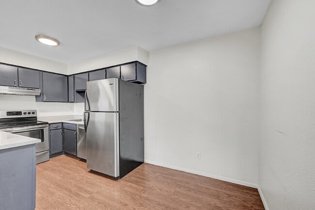 Building Photo - $940.95 with Half Off the first month's rent, 1 Bed, 1 Bath, Condo in Denver with Cozy Fireplace!