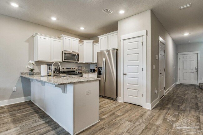Building Photo - 1508 Farragut Way