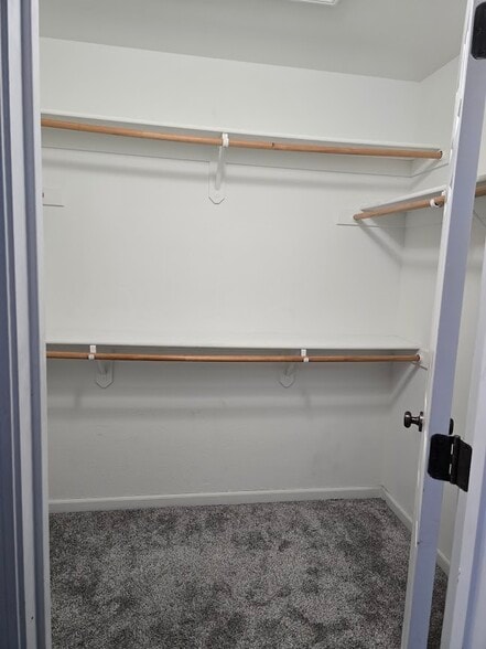 Building Photo - 1176 Junction Dr