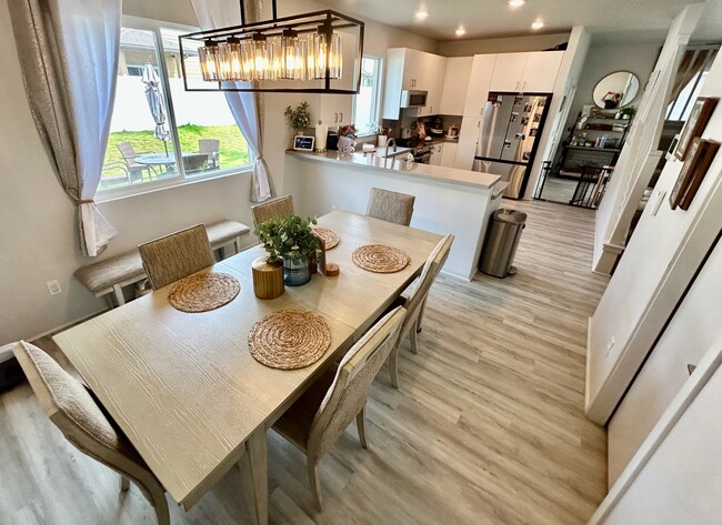 Building Photo - 91-4088-4088 Hikuha St